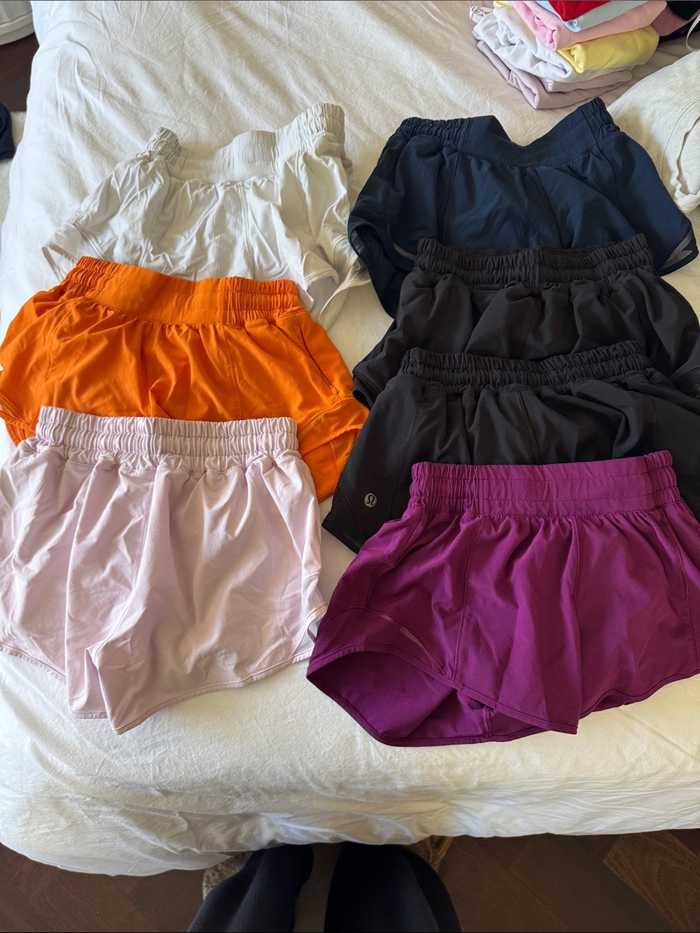 lululemon athletica 7 Pack!!! Women’s Swiftly Run-Style Shorts — low rise